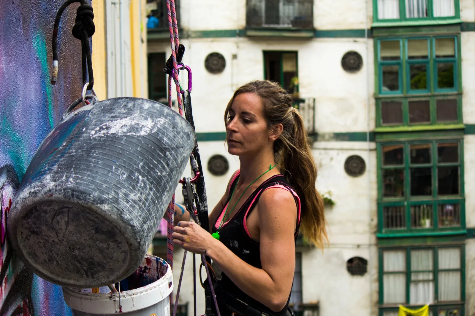 Gisel trabajando